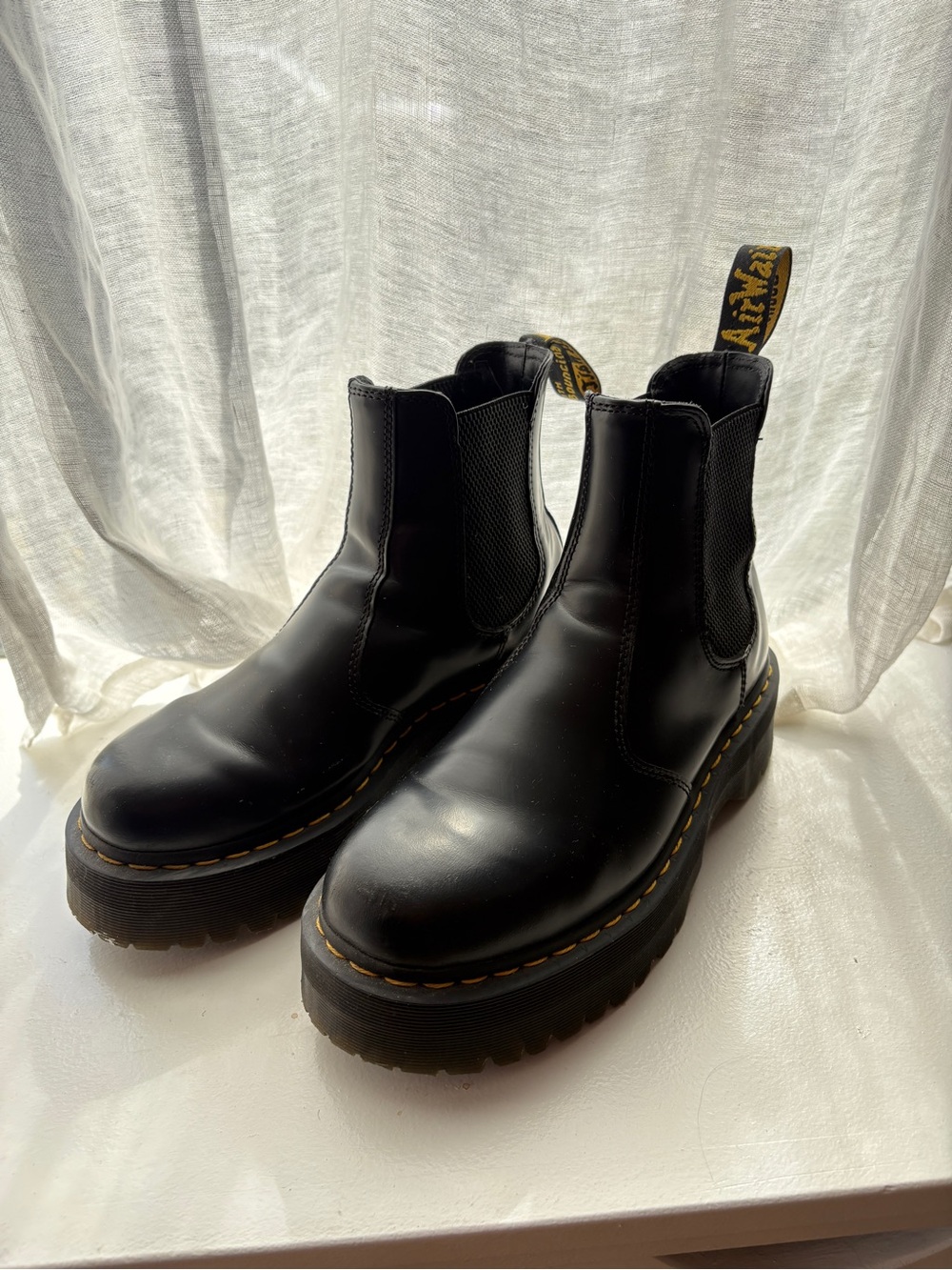 Dr. Martens 2976 Quad Leather Platform Chelsea Boots